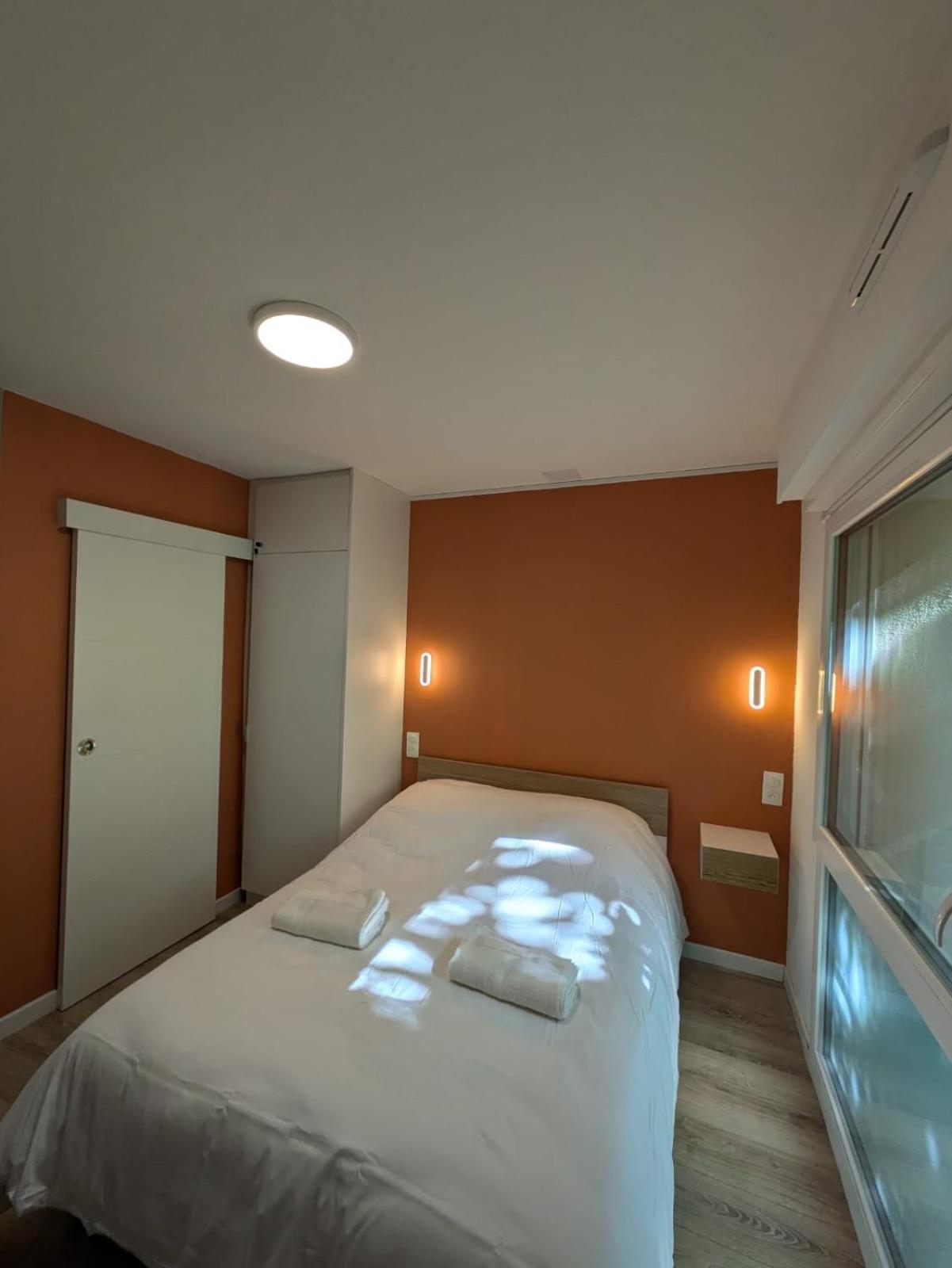 Studio Rez De Chaussee Avec Terrasse Centre Thermal Et Touristique - Casa Amneville Luaran gambar